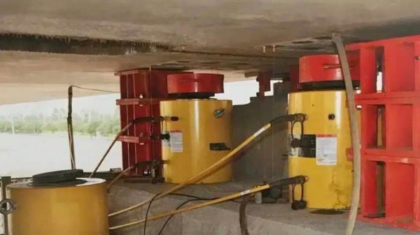 Kích thủy lực trong thi công cầu đường